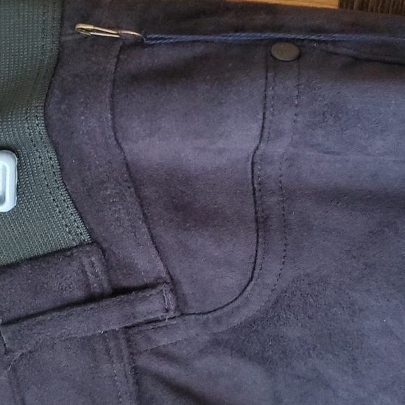 Nwt! Vera wang faux suede pants - Picture 1 of 10